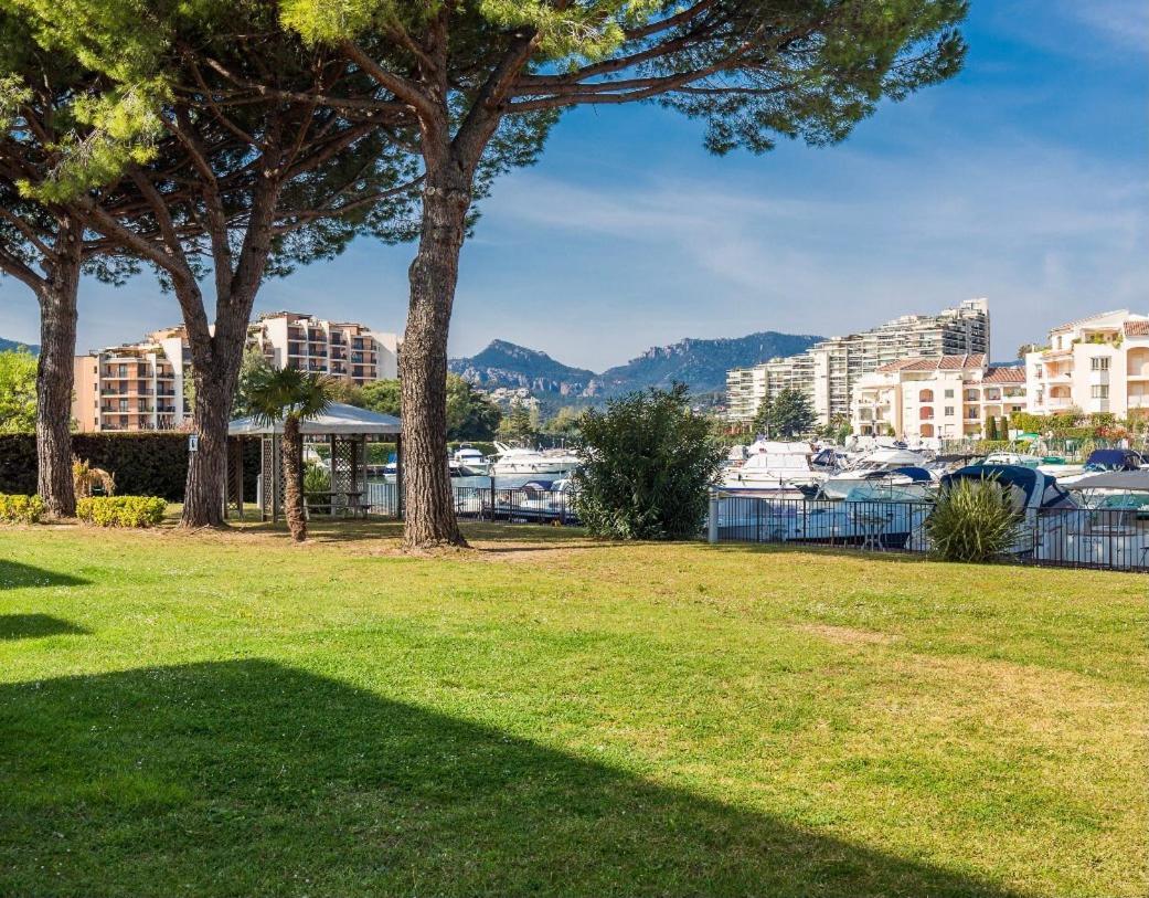 Luxury 3 Piece Garden Apartment In Cannes Marina Mandelieu Exteriör bild